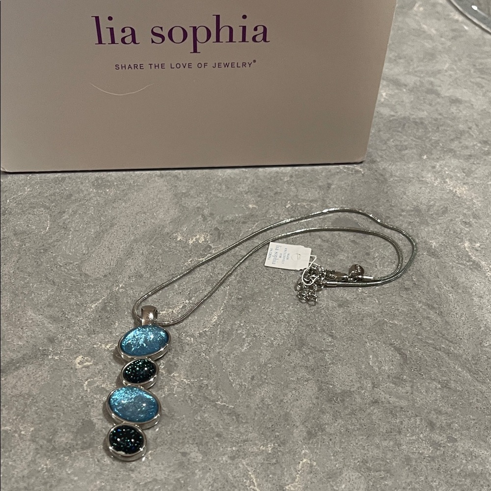 Lia Sophia Teal Blue and Silver Pendant Necklace 16-19”